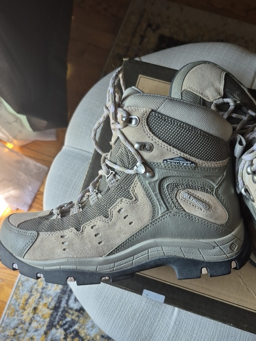Columbia Peak Omni Tech Hiking Boots Sz.9 Excellent Condition! - Picture 6 of 8